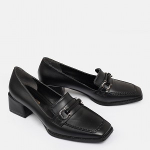 Topuklu Ayakkabı Siyah Tokalı Küt Burun