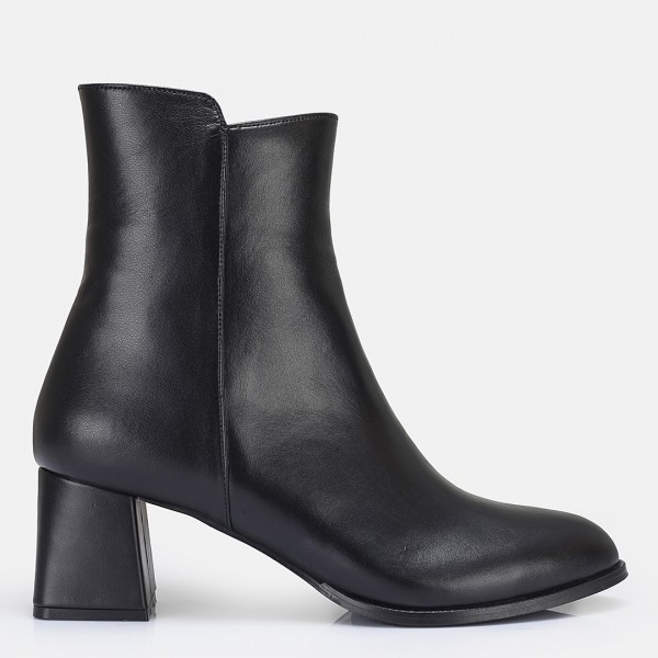Siyah Hakiki Deri Topuklu Bot Siyah Hakiki Deri Topuklu Bot